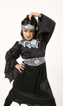 black halloween custume