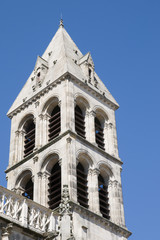 Fototapeta na wymiar Cathédrale Saint-Lazare d'Autun