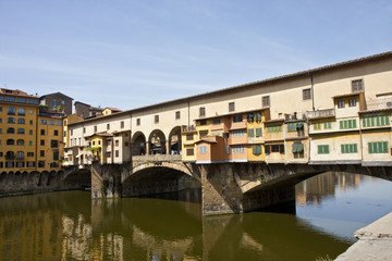 Fototapeta na wymiar Bridge of Ponte Vecchio