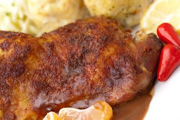 Gänsekeule mit Sosse,Knödeln-gebraten