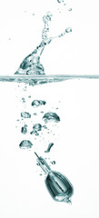 Halogenbirne Wasser