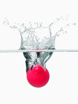 Ball pink Wasser