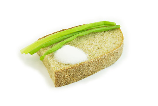 bread with onion and salt