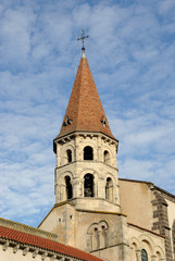 Fototapeta na wymiar Clocher de l'église d'Ennezat (63)
