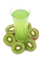 Fototapeta na wymiar Kiwi fruits and juice