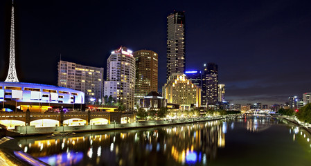 Fototapeta na wymiar Melbourne by Night