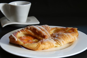 Topfentascherl mit Kaffeetasse