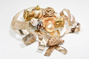 Goldene Weihnachtsdekoration