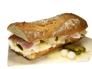 sandwich pain complet, jambon-fromage