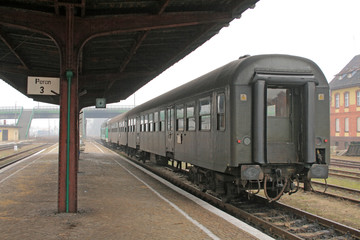 Naklejka premium Train stopped at the station