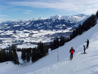 Fototapeta na wymiar Winter Oberstdorf narty