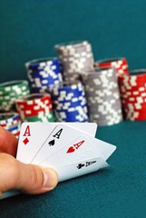 carr&eacute; d'as bient&ocirc;t riche - poker