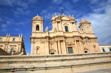 Fototapeta na wymiar barokowa katedra