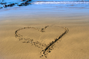 beach love heart