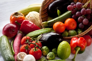Zelfklevend Fotobehang Fruit en groenten © Henrique Feliciano
