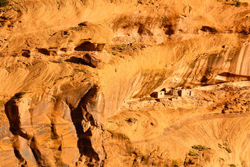 Pueblo Rock Dwellings in Canyon de Chelly
