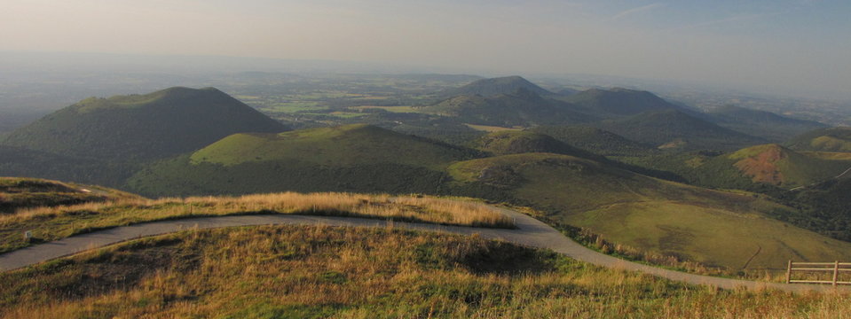 Cha&icirc;ne des Puys ; Volcans d&rsquo;Auvergne