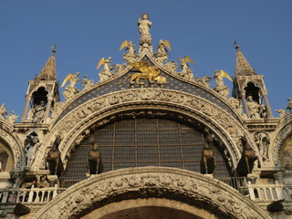 Portico de la Basílica de San Marcos en Venecia