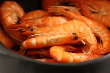 Crevettes en cocotte