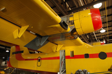 Canadair CL-215