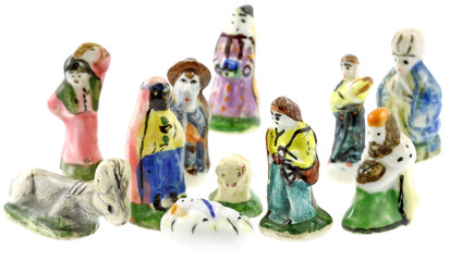 figurines céramique crèche Noël fond blanc