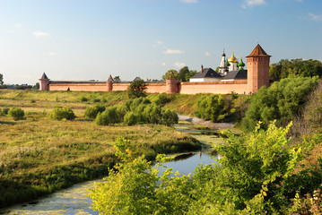 Fototapeta na wymiar Klasztor św Euthymius (Suzdal)