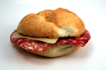 Salamibrötchen