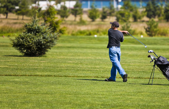 Golf player