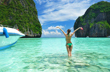 Woman at lagoon, the place where 