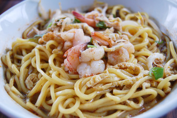 sarawak popular laksa mee noodle with prawn.