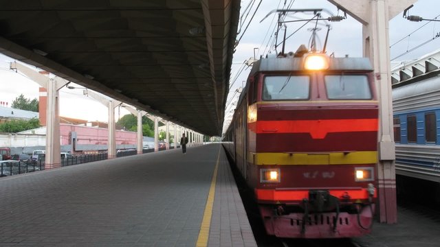 Train arrival on station