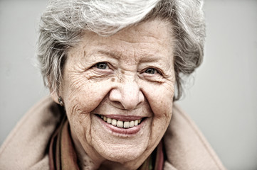 Portrait Seniorin LXIV