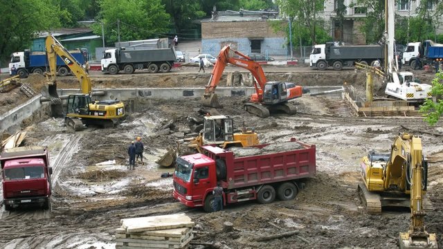 Work on a building site. Time lapse.