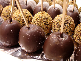 pommes d'amour au chocolat et praliné