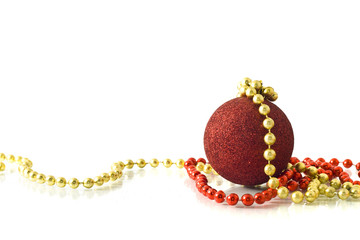 Christmas greetings - single red ball and beads