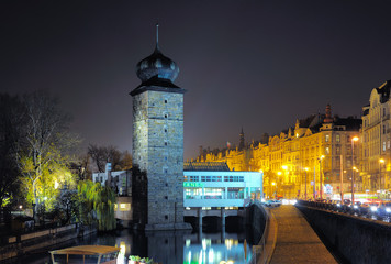 Manes gallery and Sitkov water tower in Prague © Martin Spurny