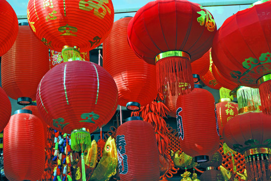 China Shanghai Yuyuan market red lanterns.