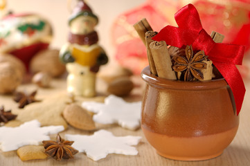 Festive Nuts & Spices