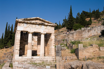 Fototapeta na wymiar Skarbiec Ateńczyków w Delfach