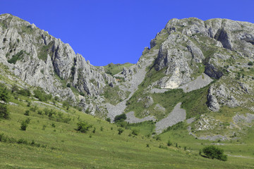 Fototapeta na wymiar Trascau Mountains