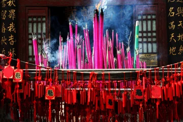 Selbstklebende Fototapeten China, Incense (Konfuzius Temple) © MyWorld