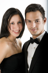 Junges elegantes Paar