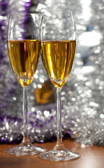 Two glasses of champagne