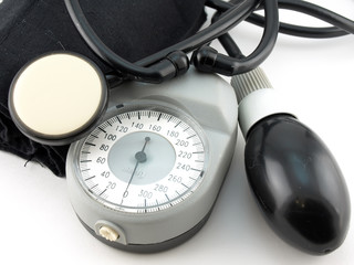 Tonometer