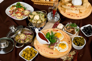 the restaurant table