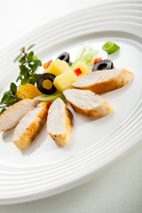 Grilled turkey fillet and vegetable salad