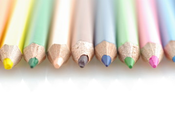 crayons couleurs