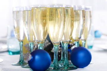 Flute wine glasses with drink