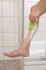 shave the legs