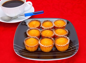 Cakes in a plate